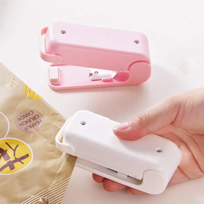 Portable Mini Handheld Sealing Machine for Plastic Bags (Battery Not Included) - Image 1